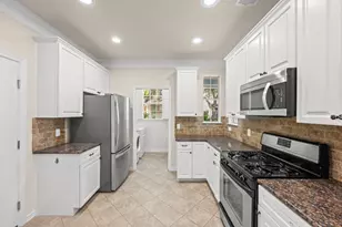 6704 Menchaca Rd, Austin, TX 78745 - Photo 9