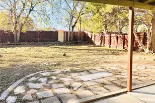 2305 S Crossing Dr, Round Rock, TX 78664 - Photo 21