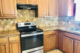 2305 S Crossing Dr, Round Rock, TX 78664 - Photo 5