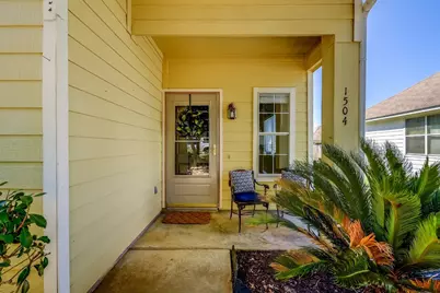 1504 E 19th Street, Georgetown, TX 78626 - Photo 3