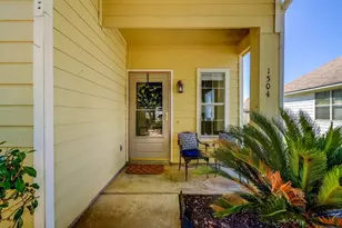 1504 E 19th St, Georgetown, TX 78626 - Photo 3