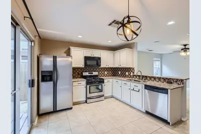 5814 Steven Creek Way, Austin, TX 78721 - Photo 3