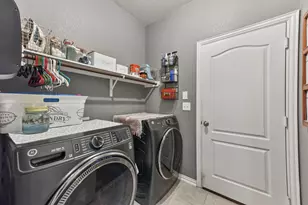 247 Joseph Dr, Buda, TX 78610 - Photo 17