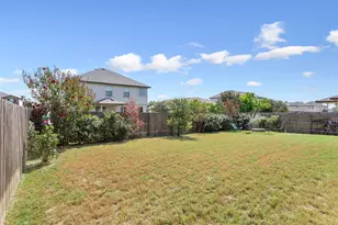231 Druse Ln, Jarrell, TX 76537 - Photo 35