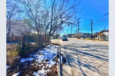 7407 Carver Avenue, Austin, TX 78752 - Photo 11