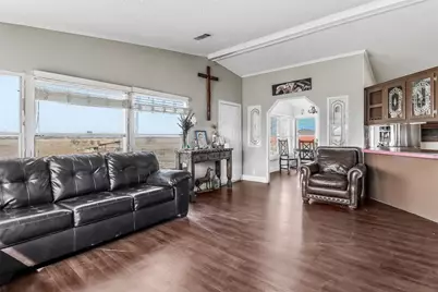 16201 Giese Lane, Manor, TX 78653 - Photo 9