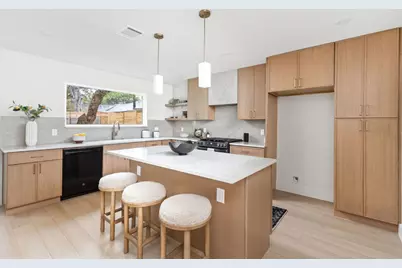 2703 Gettysburg Drive, Austin, TX 78745 - Photo 13