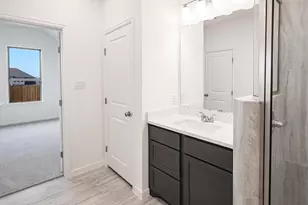 170 Blackborrow Dr, Kyle, TX 78640 - Photo 15