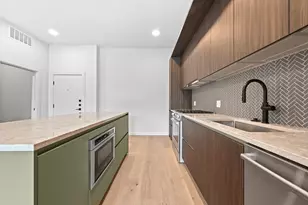 2209 S 1st St, Austin, TX 78704 - Photo 5