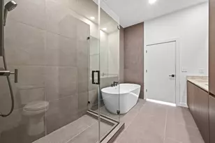 2209 S 1st St, Austin, TX 78704 - Photo 17