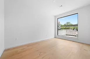 2209 S 1st St, Austin, TX 78704 - Photo 13
