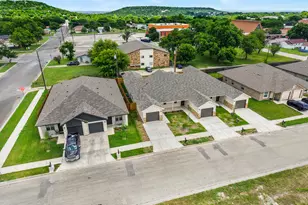 410 W Avenue C, Copperas Cove, TX 76522 - Photo 37