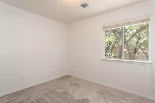 10215 Maydelle Dr, Austin, TX 78748 - Photo 11