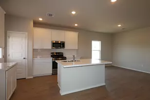 20008 Schatz Wy, Manor, TX 78653 - Photo 5