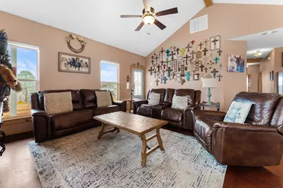 935 Highway 21 E, Paige, TX 78602 - Photo 3