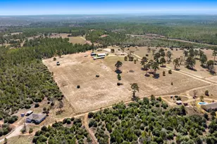 935 Hwy 21 E, Paige, TX 78602 - Photo 33