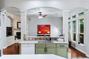 12113 Portobella Dr, Austin, TX 78732 - Photo 15