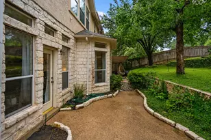 12113 Portobella Dr, Austin, TX 78732 - Photo 29