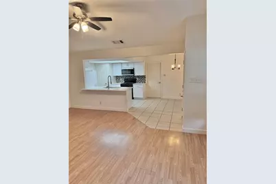 8706 Clearbrook Trail #B, Austin, TX 78729 - Photo 5
