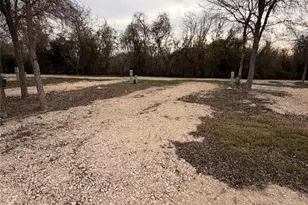 270 Hidden Path, Lockhart, TX 78644 - Photo 17