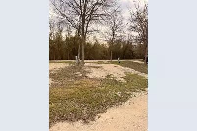 270 Hidden Path, Lockhart, TX 78644 - Photo 15