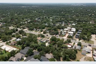 4502 S 1st Street, Austin, TX 78745 - Photo 5