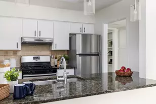 7920 Rockwood Ln, Austin, TX 78757 - Photo 9