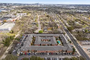 7920 Rockwood Ln, Austin, TX 78757 - Photo 29