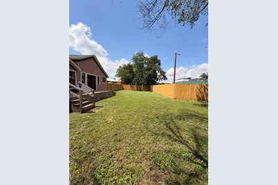 105 S Cedar Street, Luling, TX 78648 - Photo 19