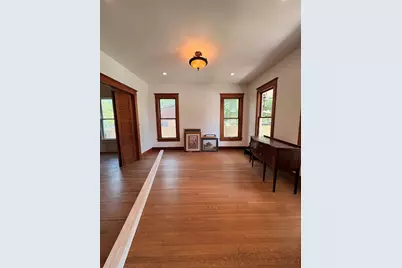 105 S Cedar Street, Luling, TX 78648 - Photo 5