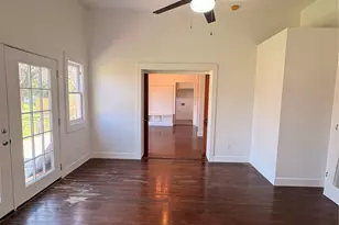 105 S Cedar St, Luling, TX 78648 - Photo 15