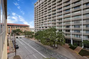 1800 Lavaca St, Austin, TX 78701 - Photo 13