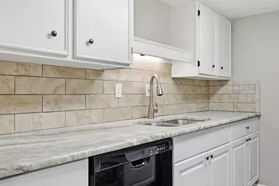 1800 Lavaca Street #515, Austin, TX 78701 - Photo 7