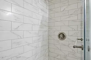 1800 Lavaca St, Austin, TX 78701 - Photo 11