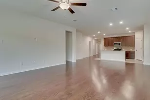 1104 Ridge Runner Dr, Georgetown, TX 78628 - Photo 9