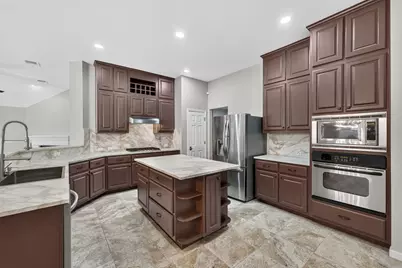 1004 Applerock, Leander, TX 78641 - Photo 13