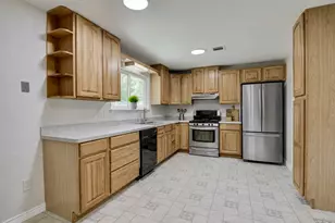 1603 Holstein Dr, Austin, TX 78758 - Photo 5