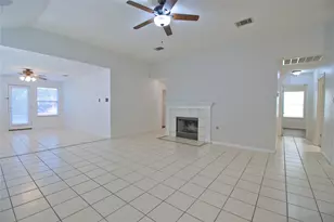 120 Greenside Ln, Georgetown, TX 78633 - Photo 9