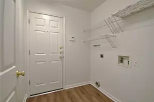 120 Greenside Ln, Georgetown, TX 78633 - Photo 11