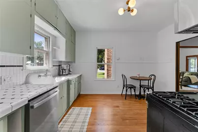 909 E Liberty Avenue, Round Rock, TX 78664 - Photo 15