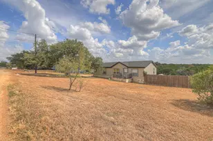 859 Morningwood Dr, San Marcos, TX 78666 - Photo 3