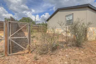 859 Morningwood Dr, San Marcos, TX 78666 - Photo 35