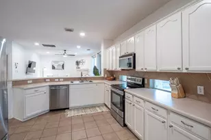 1733 Chasewood Dr, Austin, TX 78727 - Photo 15