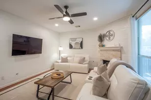 1733 Chasewood Dr, Austin, TX 78727 - Photo 9