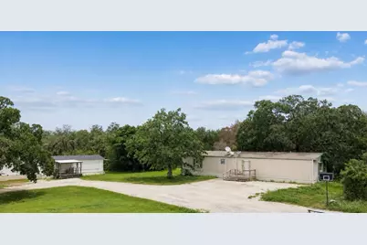 1360 71 Highway W, Bastrop, TX 78602 - Photo 7