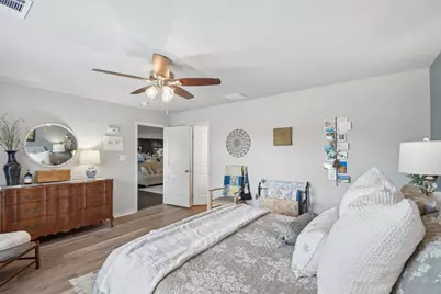 596 Pleasant Grove Loop, Elgin, TX 78621 - Photo 19