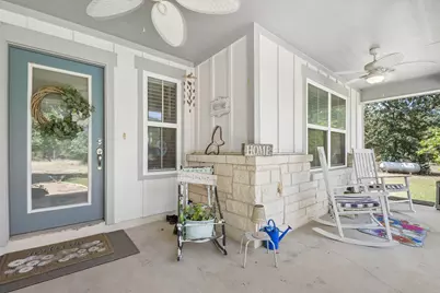 596 Pleasant Grove Loop, Elgin, TX 78621 - Photo 3