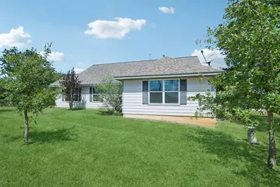 596 Pleasant Grove Loop, Elgin, TX 78621 - Photo 35