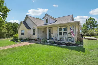 596 Pleasant Grove Loop, Elgin, TX 78621 - Photo 1