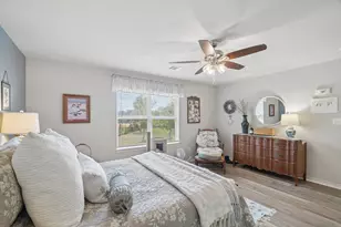 596 Pleasant Grove Loop, Elgin, TX 78621 - Photo 21